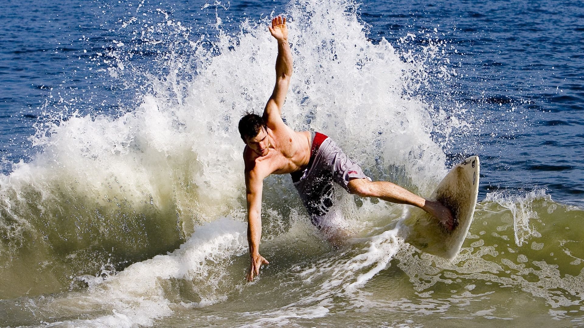 法甲狂热比赛：场面激烈，高潮不断，法甲比赛规则