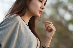 AYX体育-《CS_GO》赛事对硬件产业的促进：高端显卡与外设的需求，csgo比赛用的什么显示器