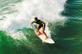 AYX GAMING-《国际赛事奖池创新：奖金激励推动产业升级》，国际比赛奖金要交个人所得税吗